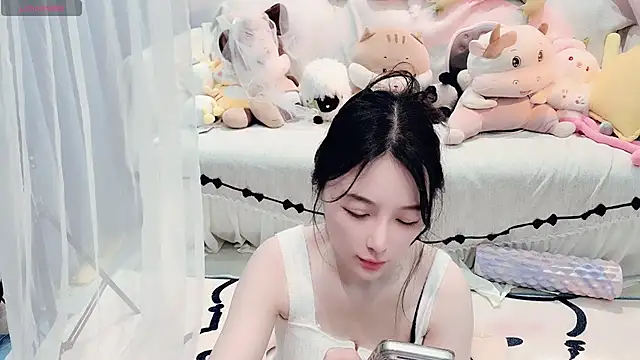 AKiKi711 online show from February 2026 04:56:02 AM