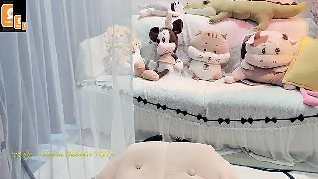 AKiKi711 online show from October 2025 04:25:02 AM