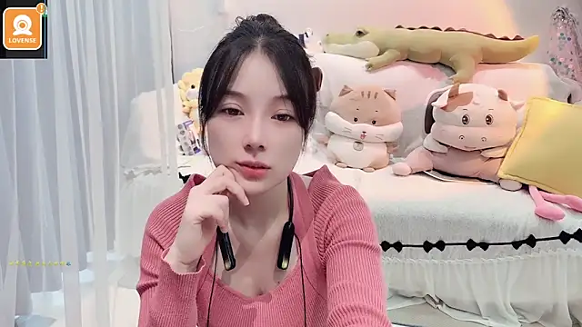 AKiKi711 online show from October 2025 04:36:02 AM