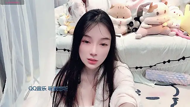 AKiKi711 online show from February 2026 05:02:02 PM