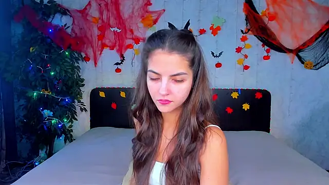 Milana Crystal  online show from October 2025 08:22:01 AM