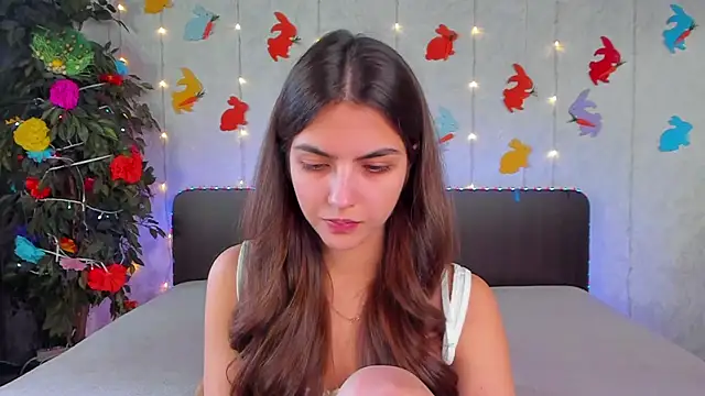 Milana Crystal  online show from April 2026 12:43:01 PM