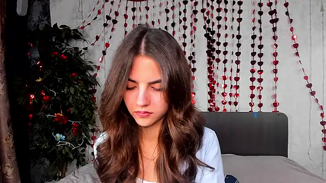 Milana Crystal  online show from February 2026 08:14:02 AM