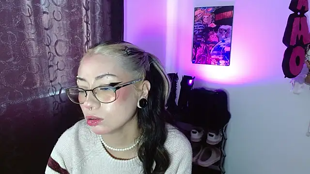 squirt charlott online show from October 2025 03:57:01 PM