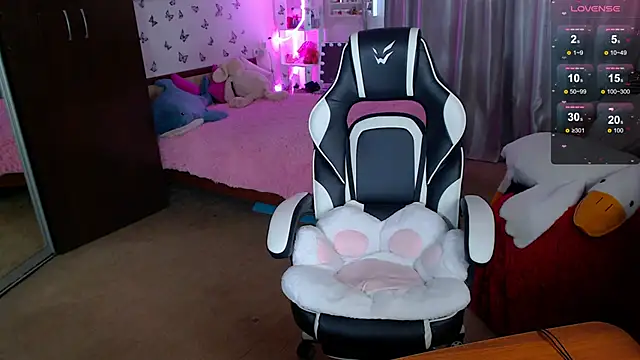 Sidney blush online show from February 2026 04:45:01 AM