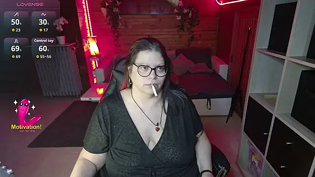 Lola-squirt online show from March 2026 10:24:01 PM