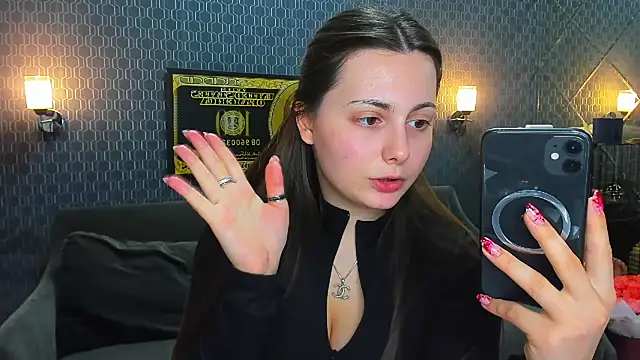 Snapshot of _extraterrestrial_ chatting on November 2025 05:17:02 PM extraterrestrial online show from November 2025 05:17:02 PM