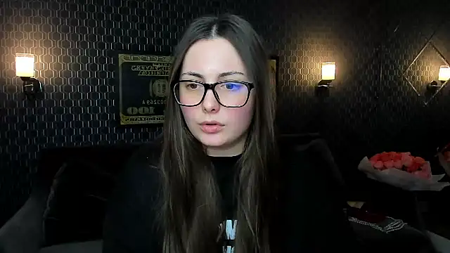 Snapshot of _extraterrestrial_ chatting on October 2025 06:33:01 PM extraterrestrial online show from October 2025 06:33:01 PM