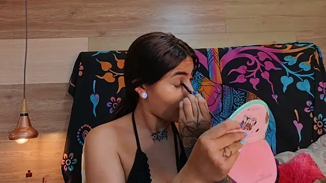 Cori Paige online show from December 2025 11:05:01 PM