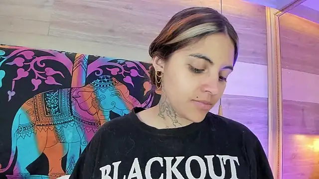 Cori Paige online show from May 2026 04:05:01 AM