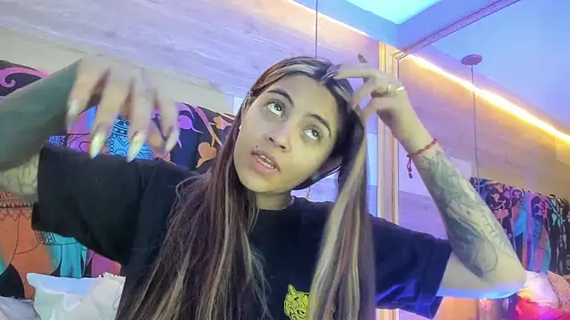 Cori Paige online show from April 2026 04:08:02 AM