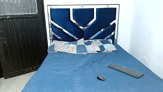 MiguelAngelxl online show from October 2025 09:44:02 AM
