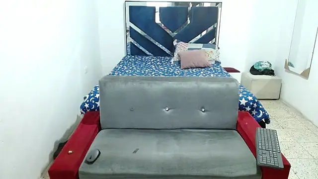 MiguelAngelxl online show from October 2025 05:01:02 PM