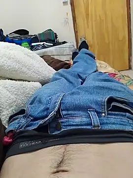 Adee21e online show from November 2025 09:31:01 PM