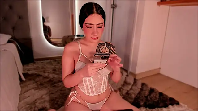 Lexie-red online show from April 2026 10:15:01 PM