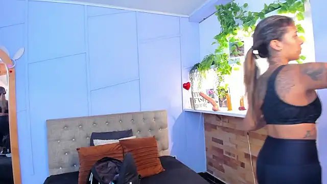 Georgina-coule online show from January 2026 02:20:02 PM