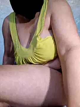 Snapshot of eylimeme chatting on September 2025 08:32:02 AM eylimeme online show from September 2025 08:32:02 AM