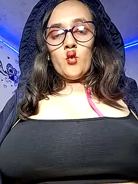 anndreapds online show from February 2026 09:44:01 PM