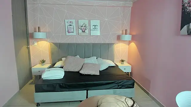 zara  sweet online show from November 2025 01:17:01 PM