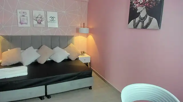 zara  sweet online show from March 2026 01:32:02 PM