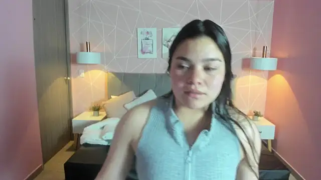 Snapshot of zara__sweet chatting on April 2026 01:39:02 PM zara sweet online show from April 2026 01:39:02 PM