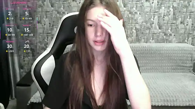 Snapshot of MissMiaCutie chatting on October 2025 08:26:02 AM MissMiaCutie online show from October 2025 08:26:02 AM