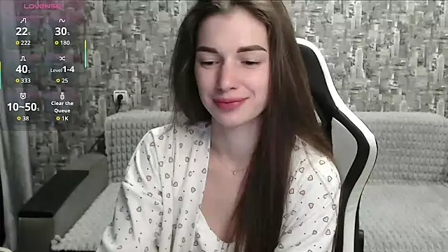 Snapshot of MissMiaCutie chatting on October 2025 11:34:02 AM MissMiaCutie online show from October 2025 11:34:02 AM