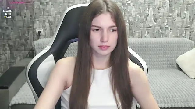Snapshot of MissMiaCutie chatting on September 2025 11:49:02 AM MissMiaCutie online show from September 2025 11:49:02 AM