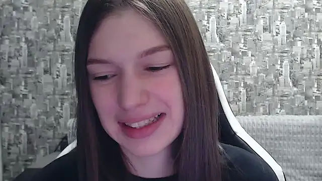 Snapshot of MissMiaCutie chatting on February 2025 11:36:01 AM MissMiaCutie online show from February 2025 11:36:01 AM