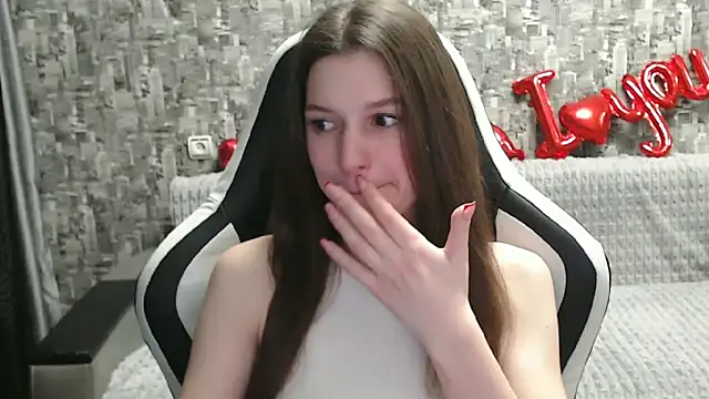 Snapshot of MissMiaCutie chatting on March 2025 05:38:02 PM MissMiaCutie online show from March 2025 05:38:02 PM