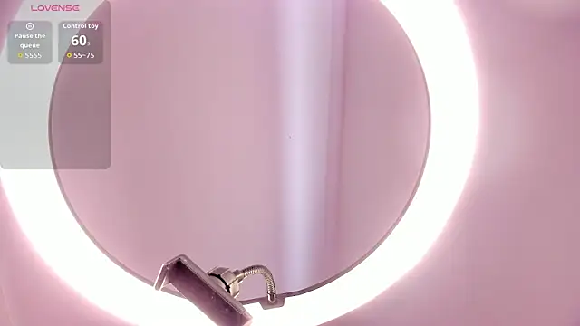 Kylie2211 online show from April 2026 08:25:02 PM