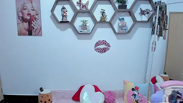 SharonSander online show from March 2025 03:01:01 AM