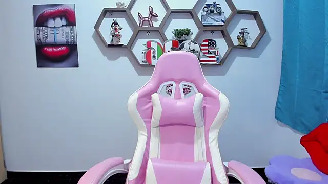 SharonSander online show from July 2026 11:24:02 PM