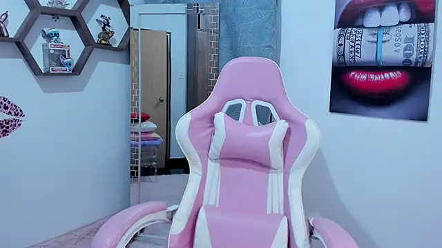 SharonSander online show from March 2026 11:01:02 PM