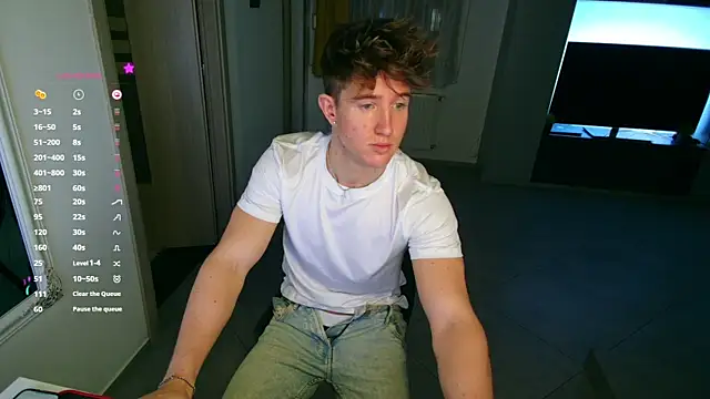 Snapshot of ChristianLevine_ chatting on October 2025 04:38:02 PM ChristianLevine online show from October 2025 04:38:02 PM