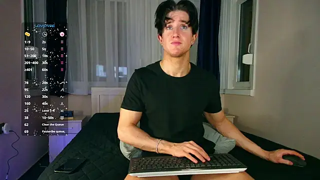 ChristianLevine  online show from April 2026 08:36:02 PM