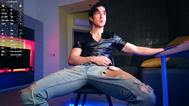 ChristianLevine  online show from June 2026 08:14:02 PM