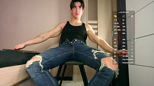 ChristianLevine  online show from January 2026 04:56:02 PM