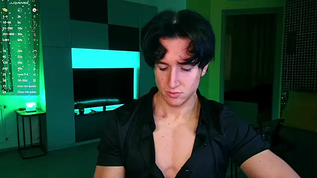 ChristianLevine  online show from May 2026 10:41:02 PM