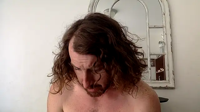 Snapshot of sirchubster chatting on June 2026 05:45:02 PM sirchubster online show from June 2026 05:45:02 PM