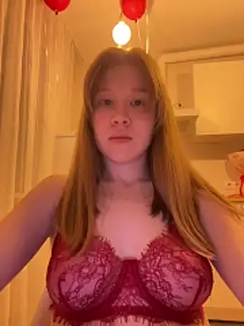 Eva Weyne online show from March 2026 08:22:01 PM