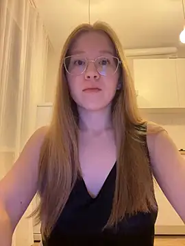 Eva Weyne online show from November 2025 09:48:01 PM