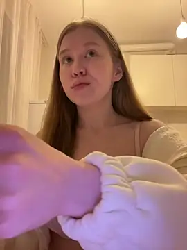 Eva Weyne online show from February 2026 08:19:02 PM