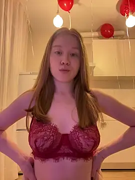 Eva Weyne online show from March 2026 08:52:02 PM