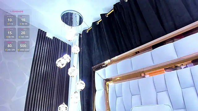 SarayRoyse online show from February 2026 07:35:01 PM