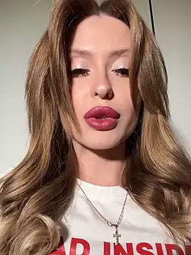 Sweet  Milly online show from December 2025 12:43:02 PM