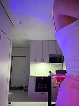 Snapshot of Sweet__Milly chatting on October 2025 02:29:02 PM Sweet  Milly online show from October 2025 02:29:02 PM