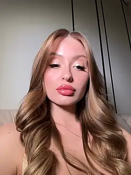 Sweet  Milly online show from February 2026 04:15:01 PM