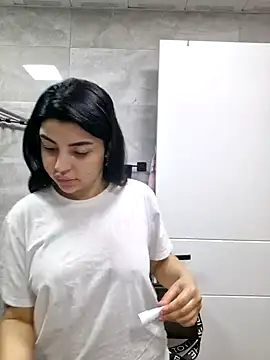 Snapshot of Esmertarcinim chatting on January 2025 11:54:02 AM Esmertarcinim online show from January 2025 11:54:02 AM