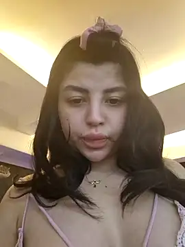 Snapshot of Esmertarcinim chatting on March 2025 11:31:02 AM Esmertarcinim online show from March 2025 11:31:02 AM